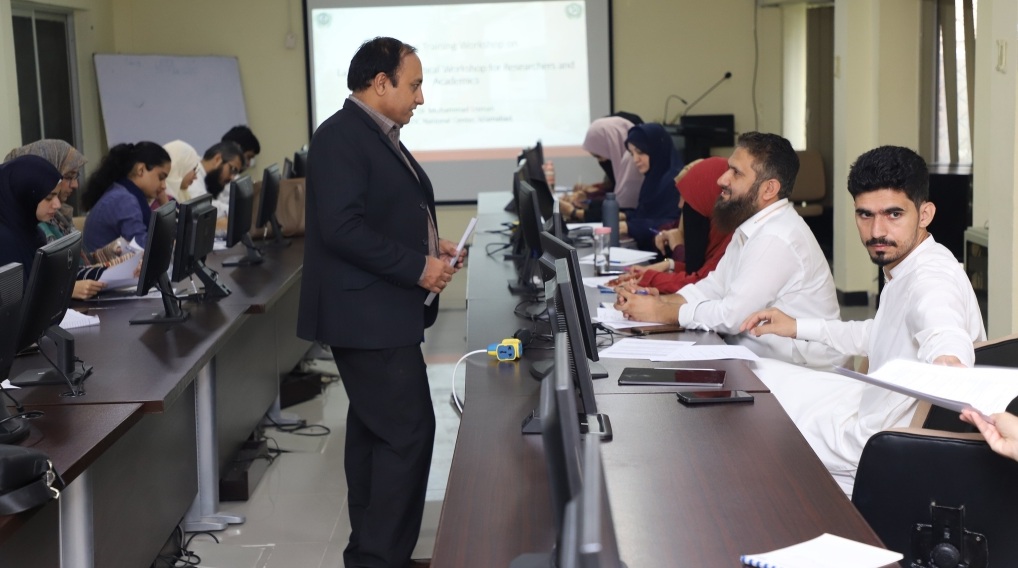 Interactive lecture focusing on How to Write Research Papers/Thesis using LaTeX